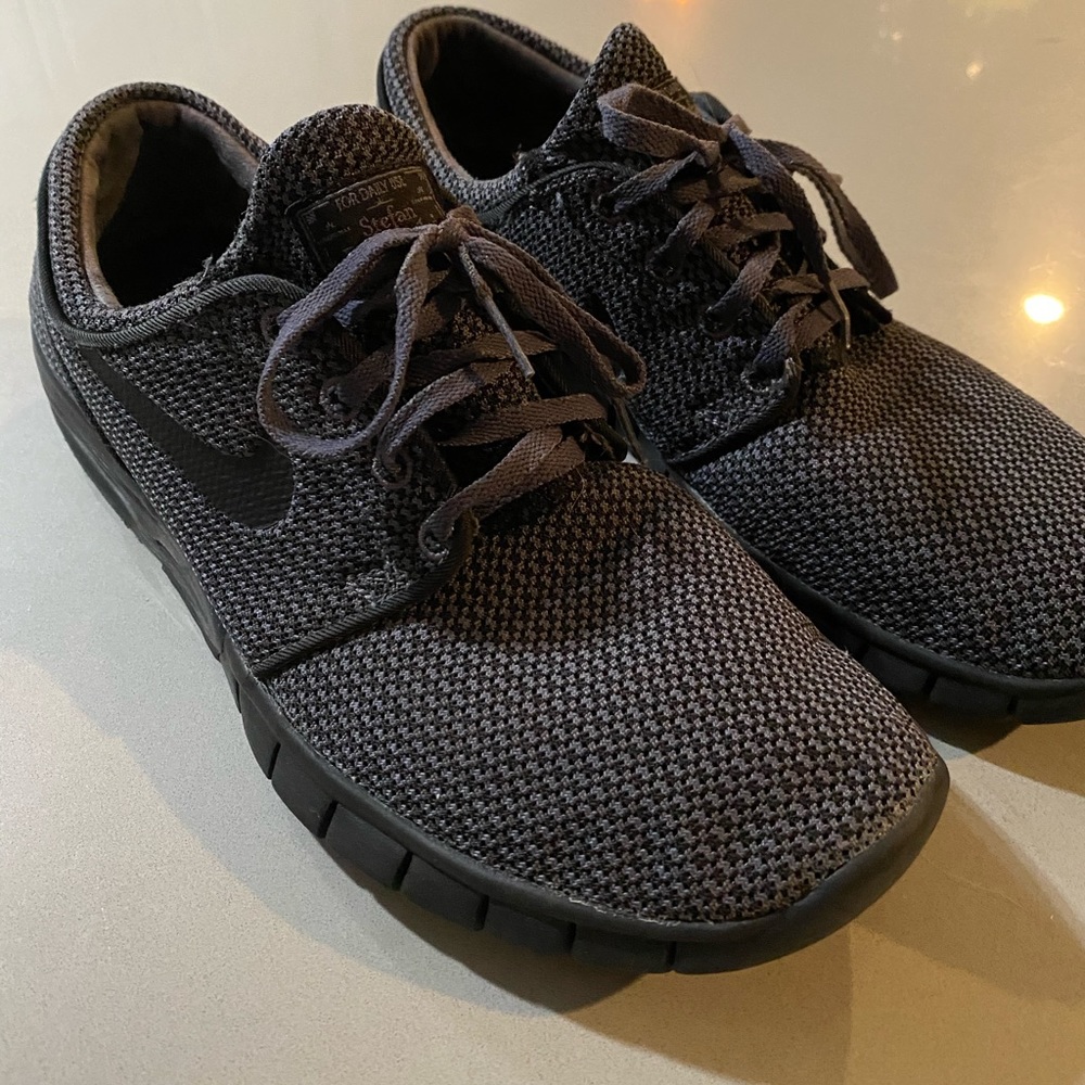 Nike Stefan Janoski Sneakers size 9
